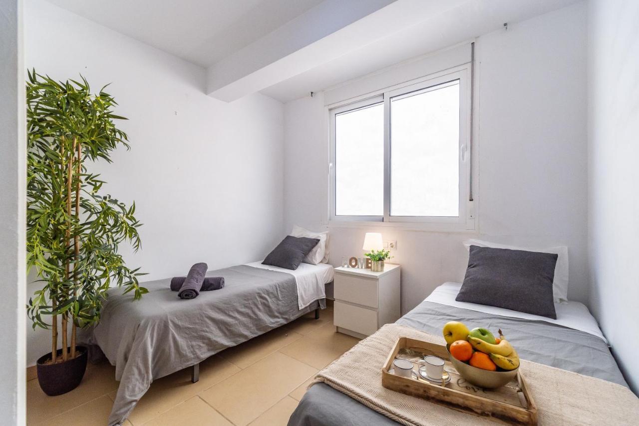 Fuengirola Paseo Maritimo Deluxe Apartment By The Beach Екстер'єр фото