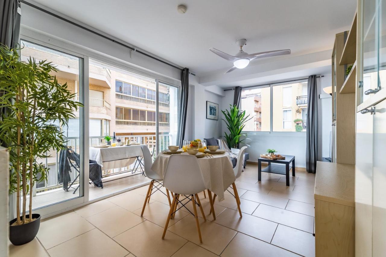 Fuengirola Paseo Maritimo Deluxe Apartment By The Beach Екстер'єр фото